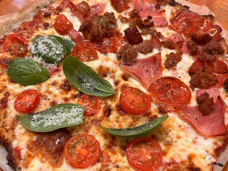 Gluten-free pizza in Tokyo