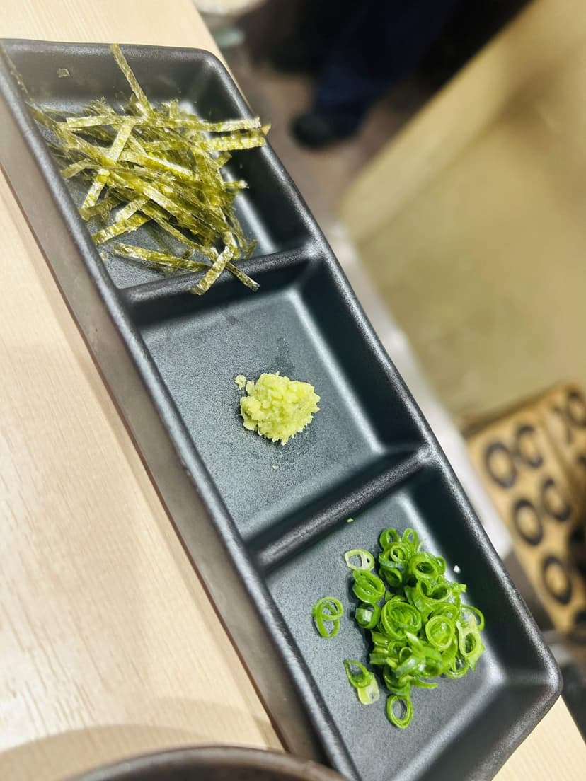 Condiments for the mid-bowl flavor change and the chazuke finish